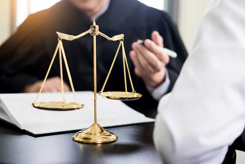 lawyer explaining case to a client