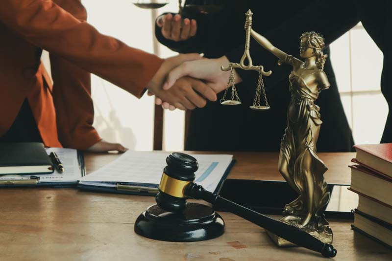 Workers Compensation (WC) vs Personal Injury (PI) – When to Use Each