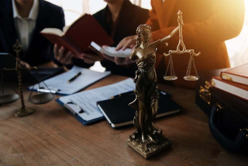 Workers Compensation (WC) vs Personal Injury (PI) – When to Use Each